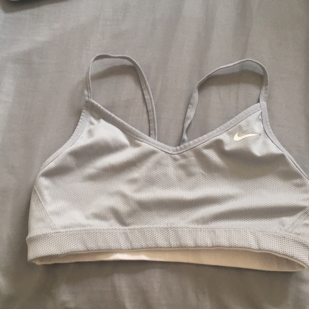 Sports bra